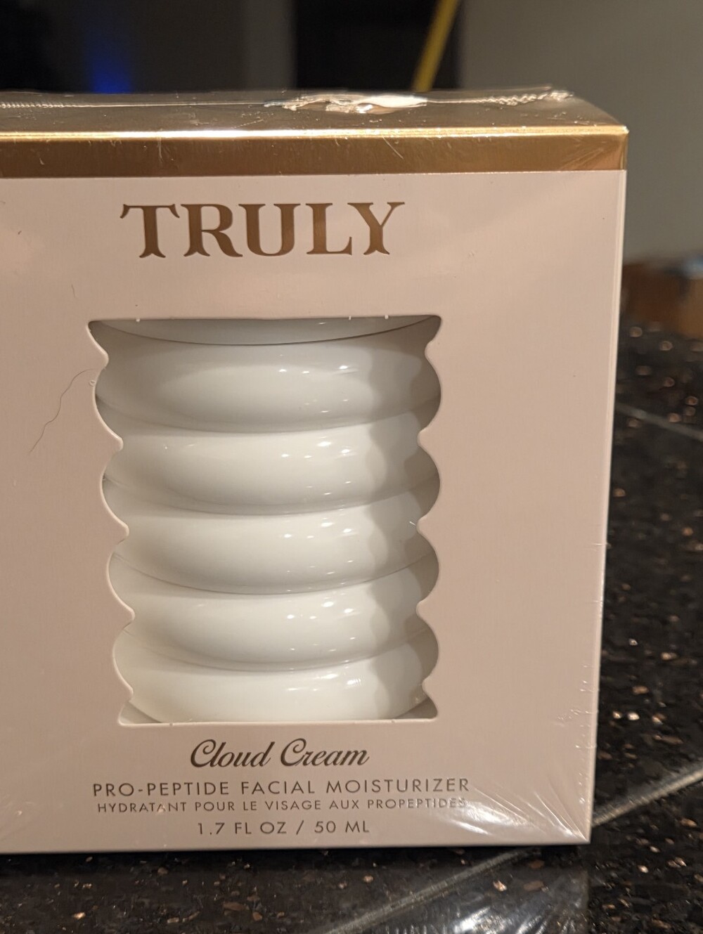 TRULY Cloud Cream